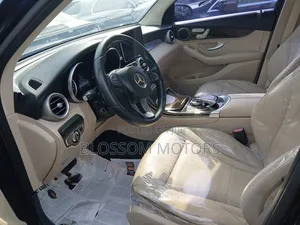 Mercedes-Benz GLC-Class 2017 Blue