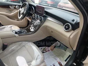 Mercedes-Benz GLC-Class 2017 Black