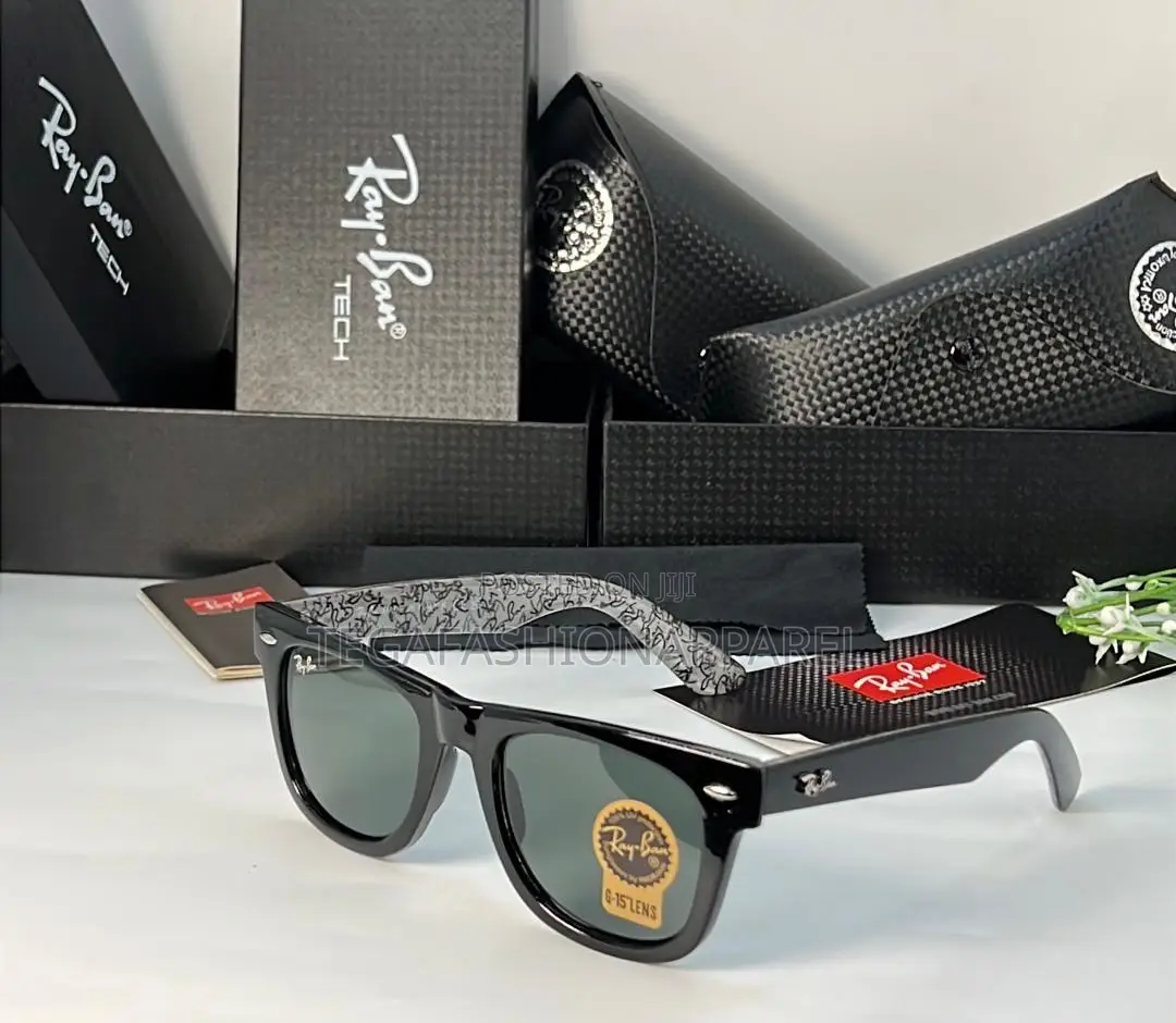 Ray-Ban Wayfarer Sunglasses
