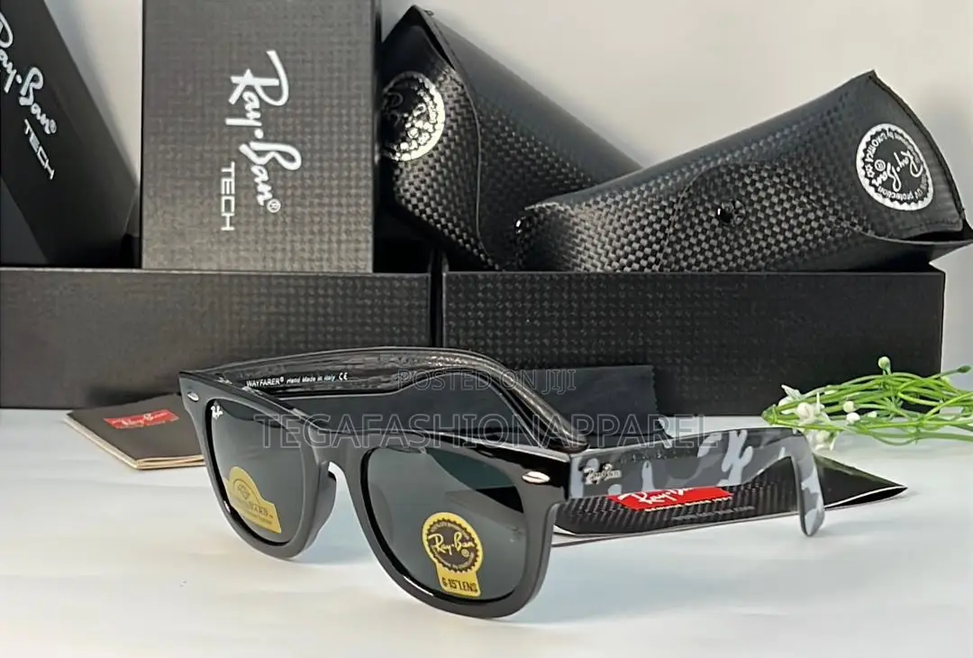 Ray-Ban Wayfarer Sunglasses