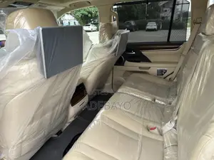 Lexus LX 570 AWD 2017 Black