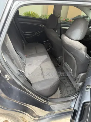Pontiac Vibe 1.8L 2010 Gray