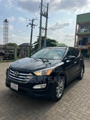Hyundai Santa Fe Limited 4dr SUV (3.3L 6cyl 6A) 2014 Black