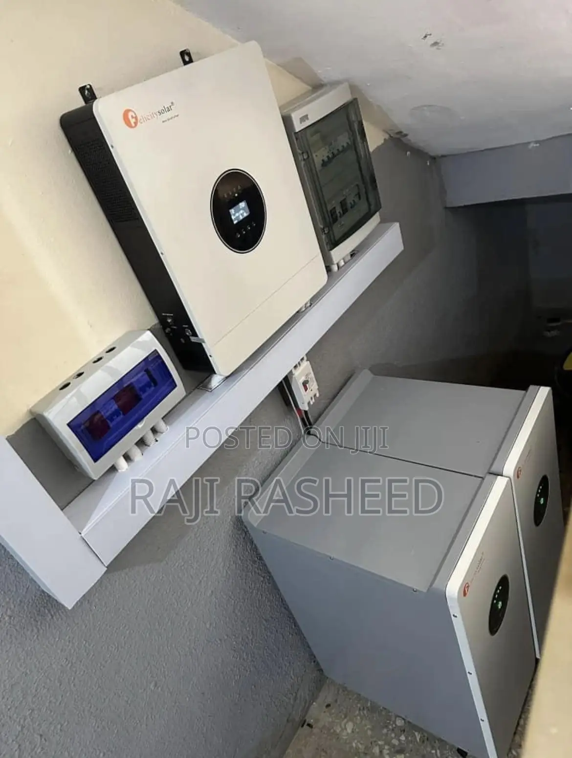 Solar Inverter Installation / Maintenance