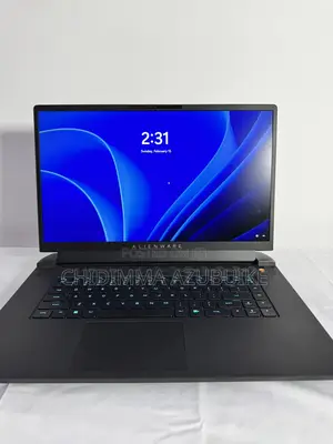 Laptop Dell Alienware M17 R2 16GB AMD Ryzen 9 SSD 1T