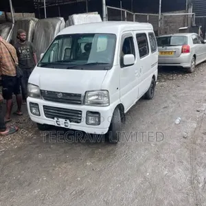 Suzuki APV Minibus 2005 White