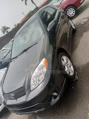 Toyota Matrix Hatchback FWD (1.8L 4cyl 5M) 2006 Black
