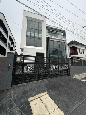 5bdrm Duplex in Ologolo for sale