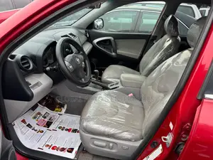Toyota RAV4 2008 Red