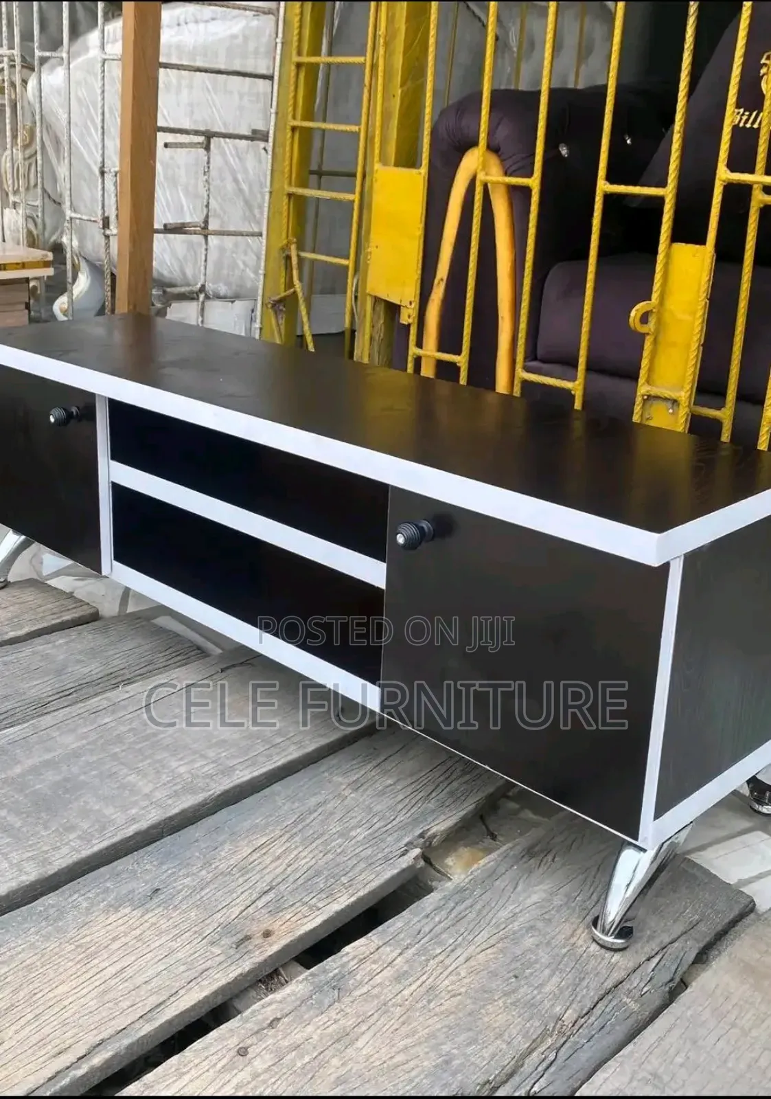 Normal Tv Stand