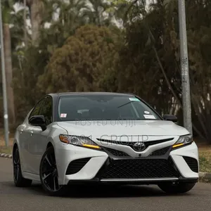 Toyota Camry XSE V6 FWD 2020 White