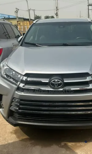 Toyota Highlander 2016 Silver