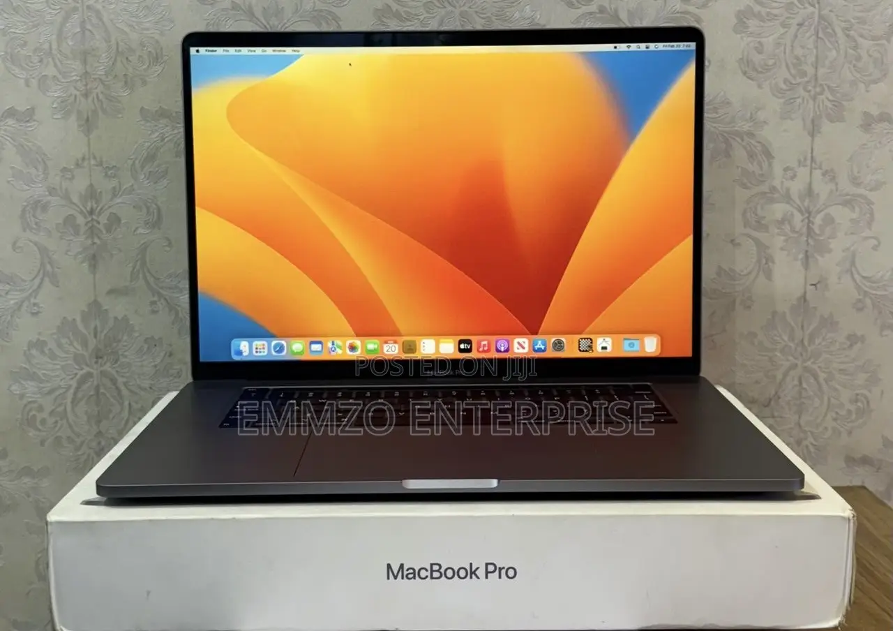 Laptop Apple MacBook Pro 2019 16GB Intel Core i7 SSD 512GB