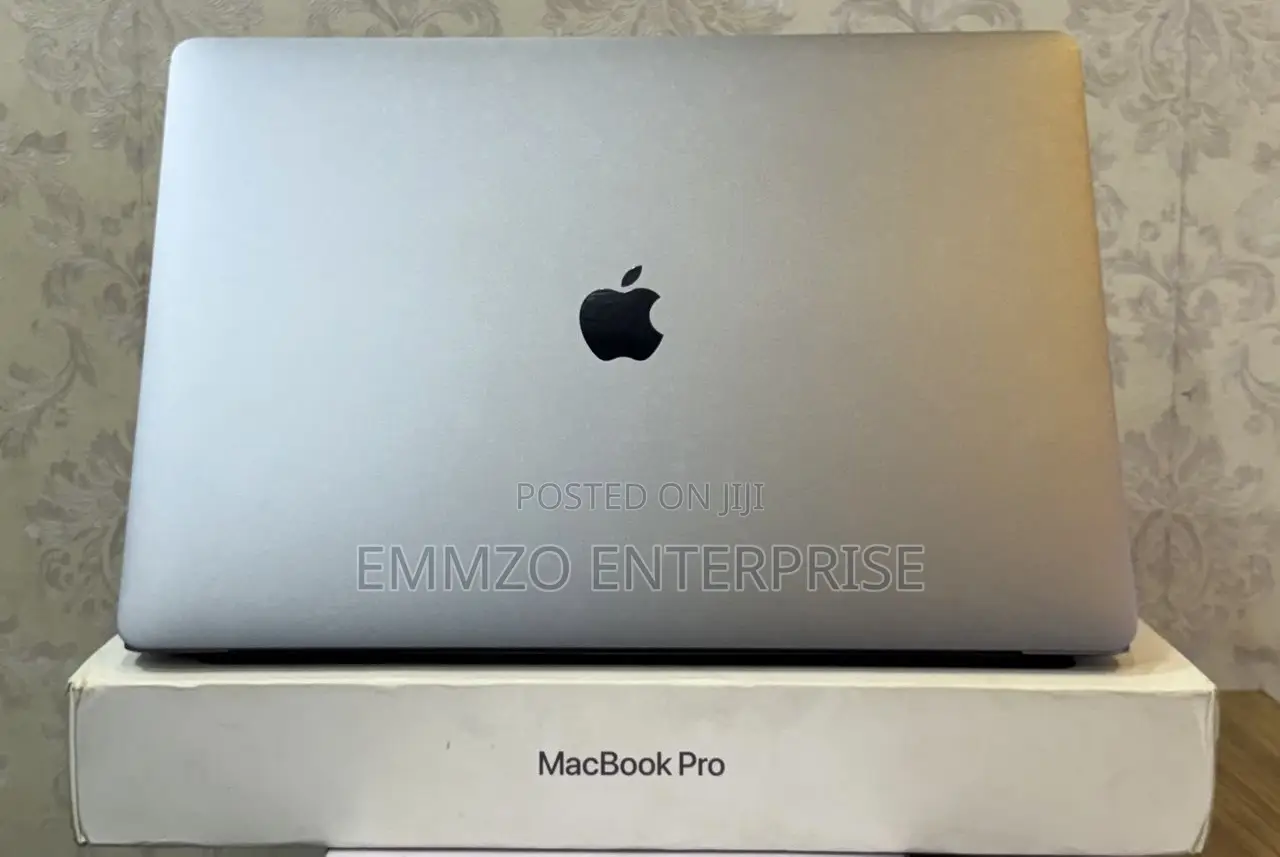 Laptop Apple MacBook Pro 2019 16GB Intel Core i7 SSD 512GB