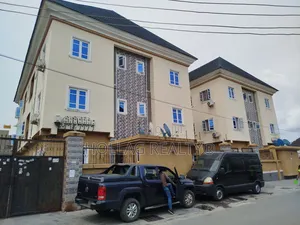2bdrm Block of Flats in Victory Estate, Ago Palace for sale