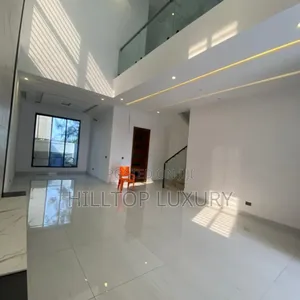 5bdrm Duplex in Ikota for sale