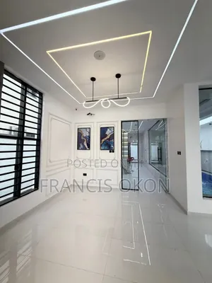 Furnished 5bdrm Duplex in Chevron for sale
