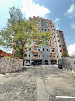 3bdrm Apartment in Kofo Abayomi for sale