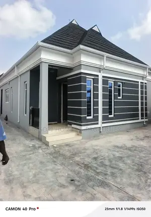 3bdrm Bungalow in Okebadan Estate, for sale