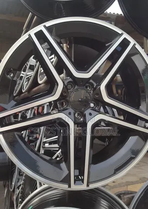 Mercedes-Benz C300 Rim Size 19