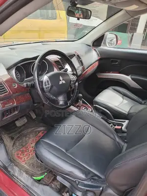 Mitsubishi Outlander 2008 Red