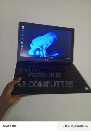 Laptop Dell Latitude 3590 8GB Intel Core i5 SSD 256GB