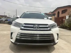 Toyota Highlander Limited V6 4x2 (3.5L 6cyl 6A) 2016 White
