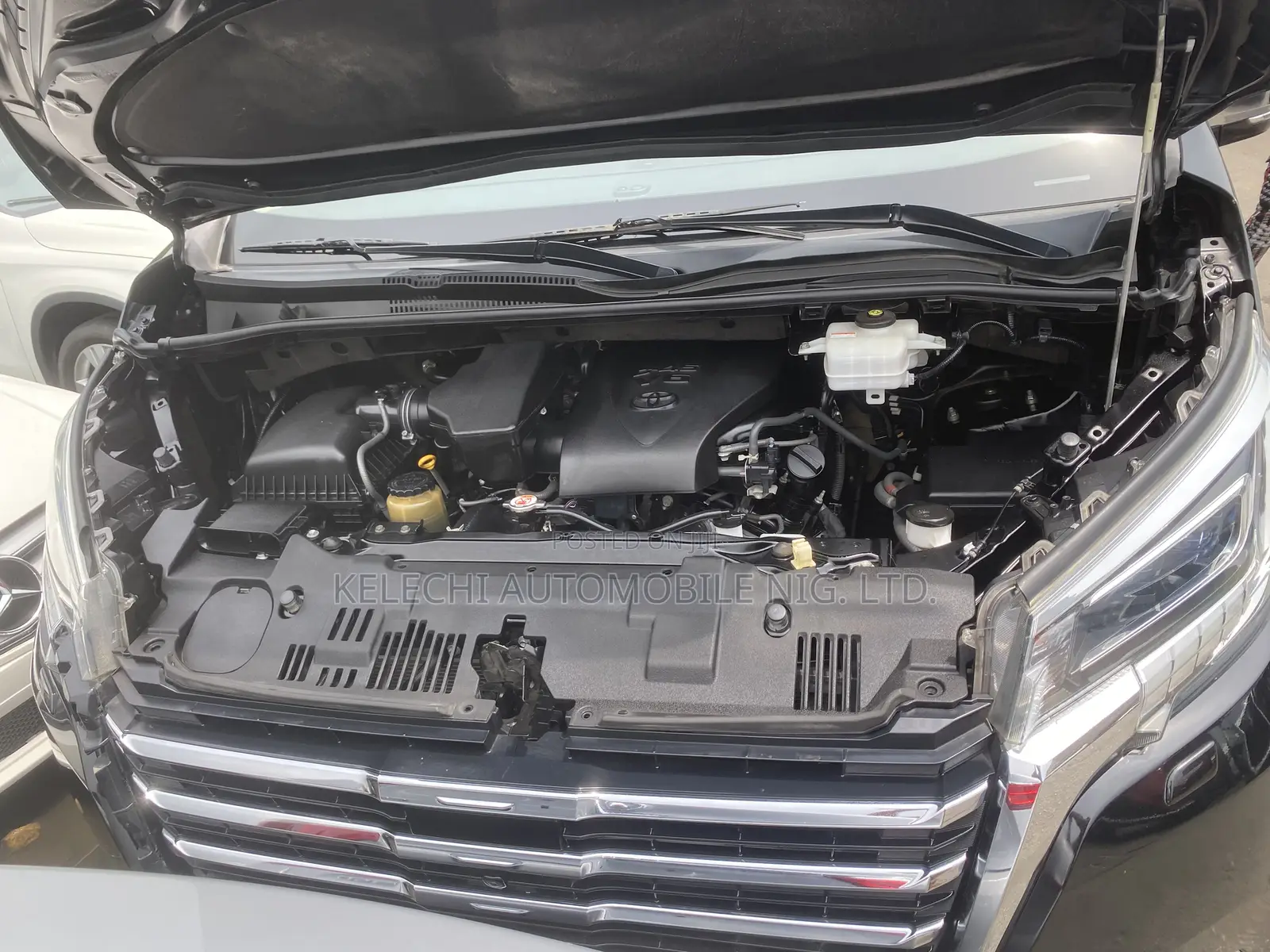 Toyota Granvia 2023 Black