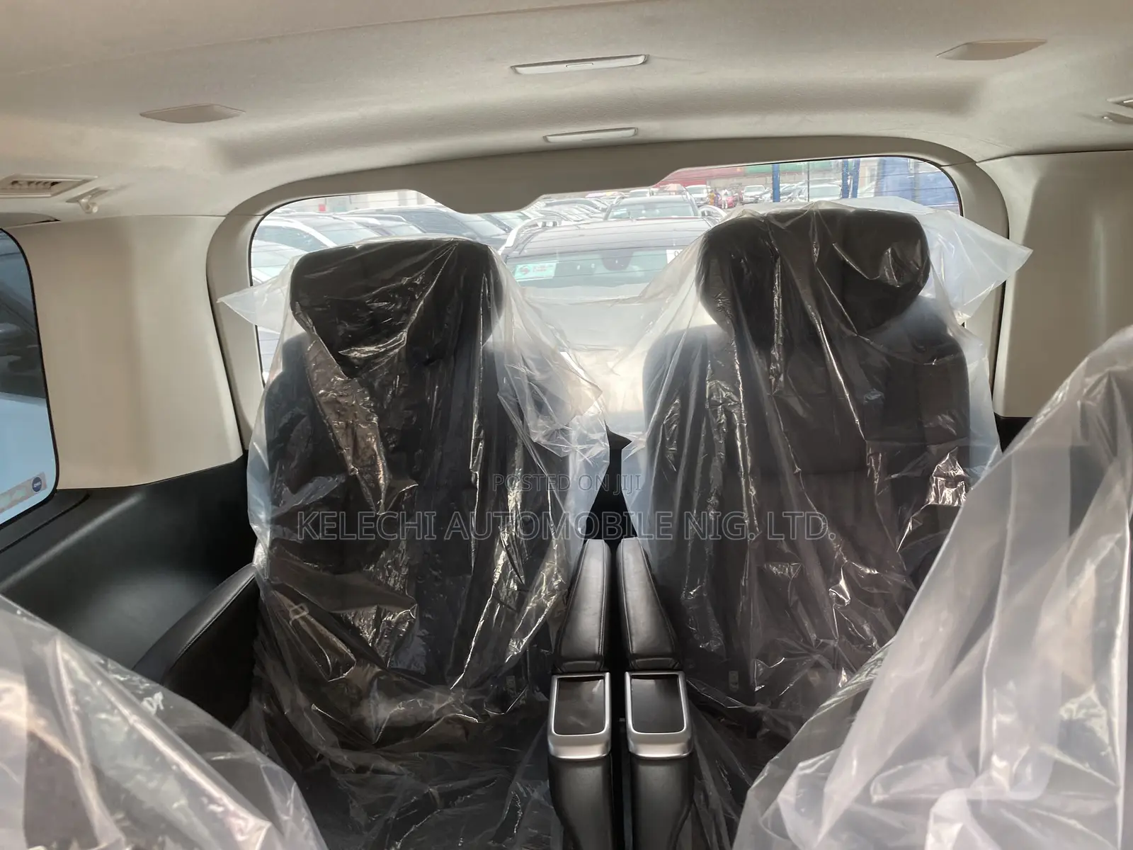 Toyota Granvia 2023 Black