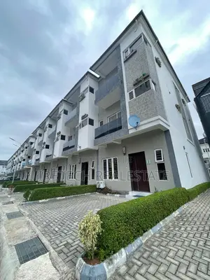 4bdrm Townhouse/Terrace in Ikate for sale