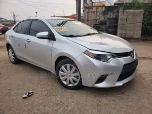 Toyota Corolla LE Eco 4dr Sedan (1.8L 4cyl CVT) 2014 Silver