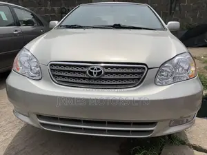 Toyota Corolla 2004 Silver
