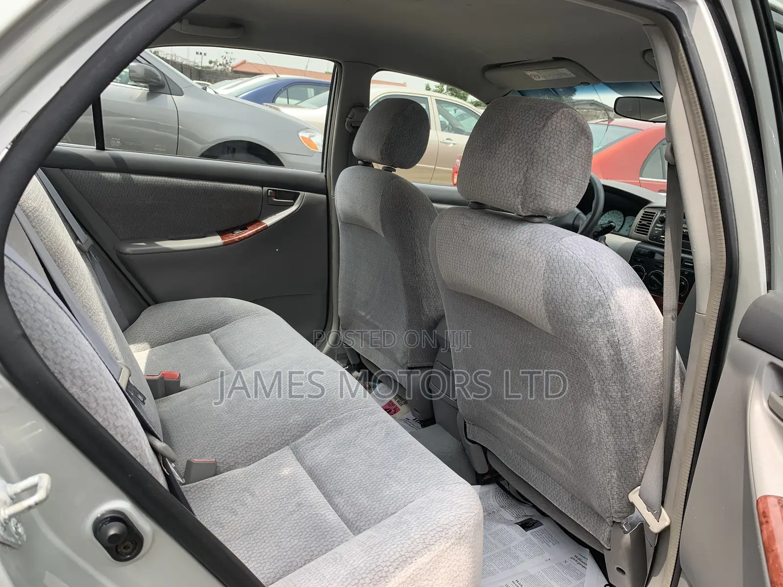 Toyota Corolla 2004 Silver