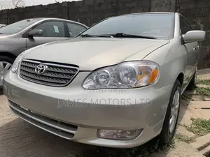 Toyota Corolla 2004 Silver