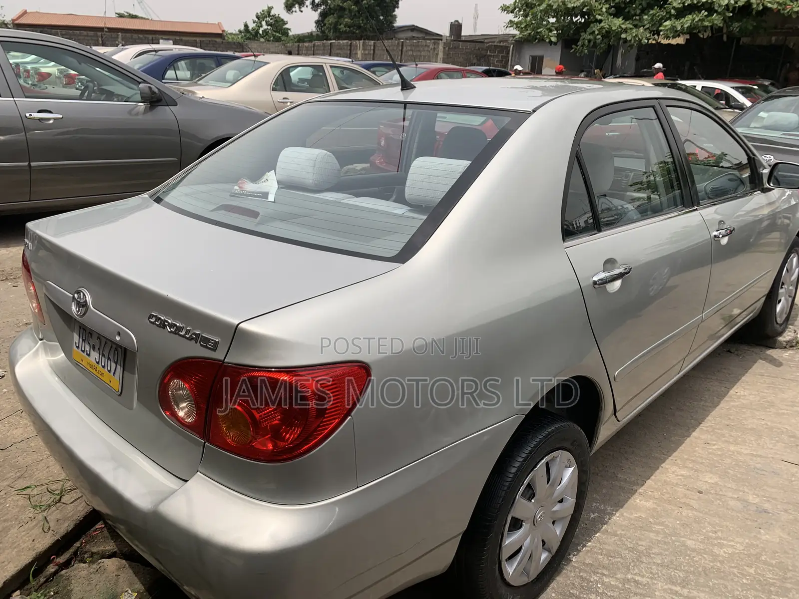 Toyota Corolla 2004 Silver