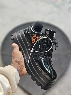 Glossy Leather Naked Wolfe Lace Up Sneakers