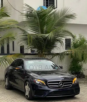 Mercedes-Benz E300 2018 Blue