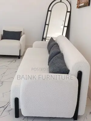 Bain’S Interior Sofa