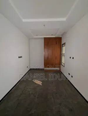 5bdrm Duplex in Kado for rent