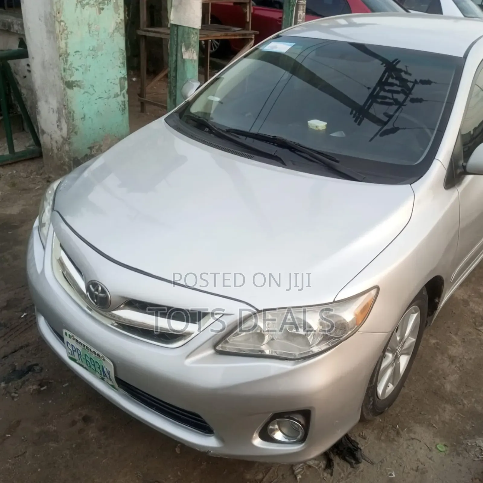 2012 Toyota Corolla LE 4dr Sedan (1.8L 4cyl 4A)
