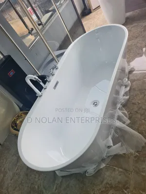 Luxury 170 X 75 Bathtub With Mixer 