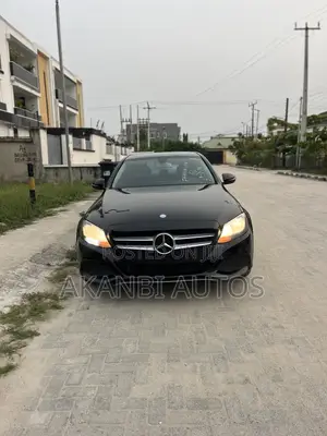 Mercedes-Benz C300 Base 4Matic Coupe AWD (2.0L 4cyl 7A) 2017 Black