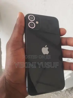 Apple iPhone 11 64 GB Black