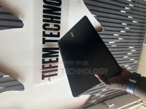 Laptop Acer Aspire E1-572 8GB Intel Core i5 HDD+SSD 500GB