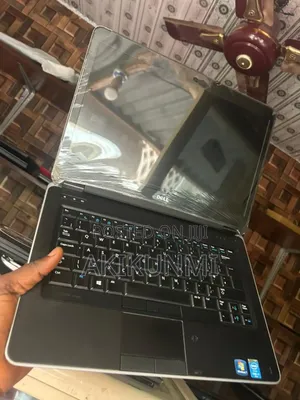 Laptop Dell Latitude E6440 8GB Intel Core i7 HDD 500GB