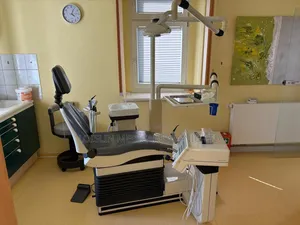 Siemens M1 Dental Unit (Black) Made in Germany