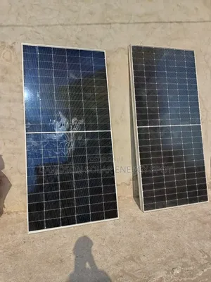 620watt Jinko Solar Panel Halfcourt