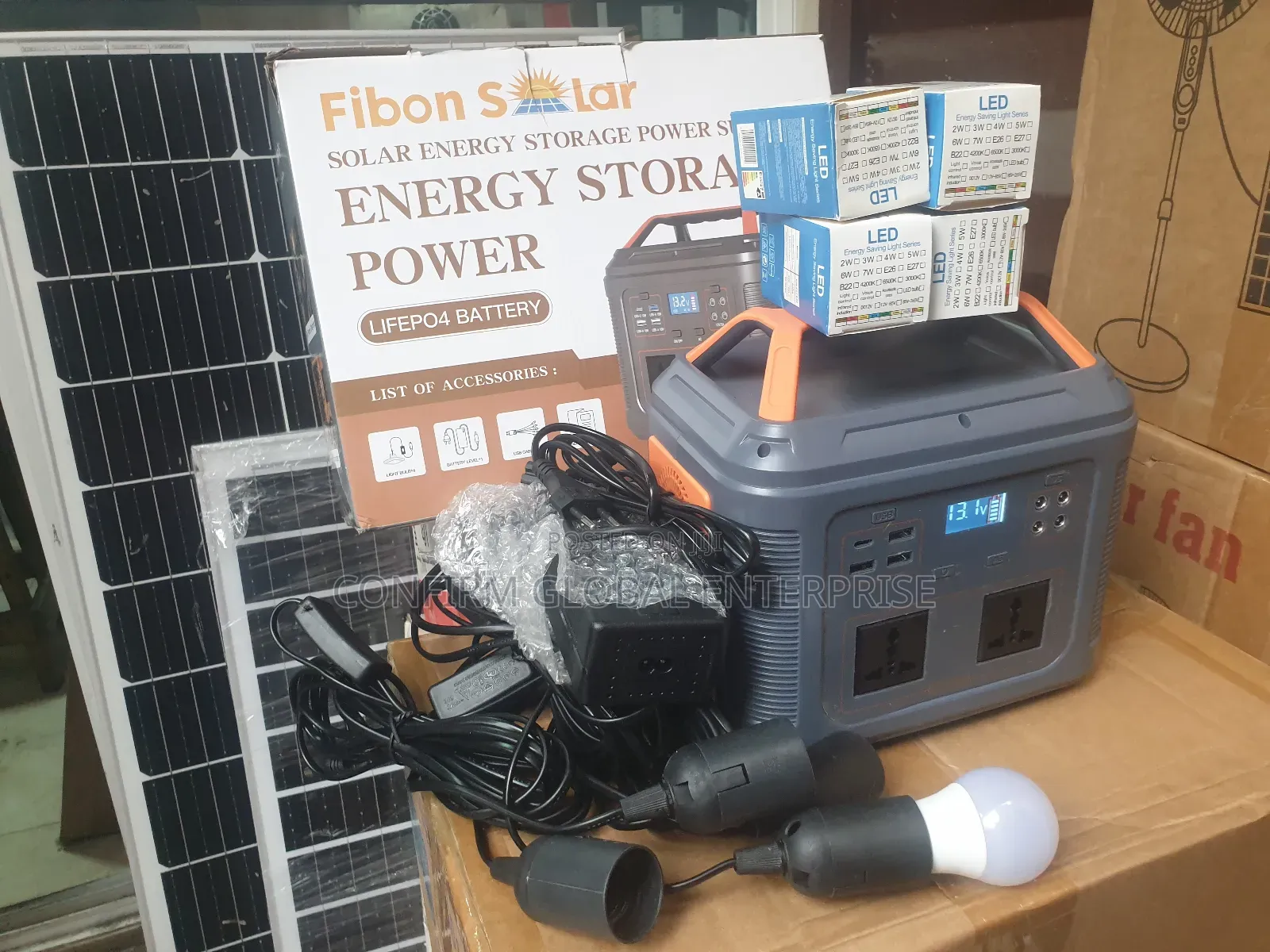 550w Solar Generator With 150w Solar Panel