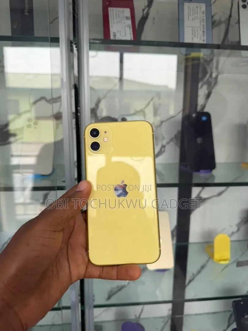 Apple iPhone 11 64 GB Yellow
