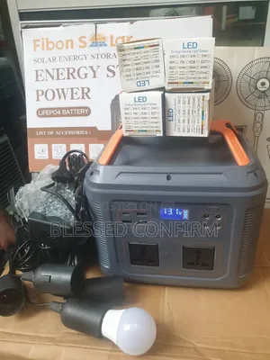 Powerful 550w All in One Solar Generator With 4dc Bulbs